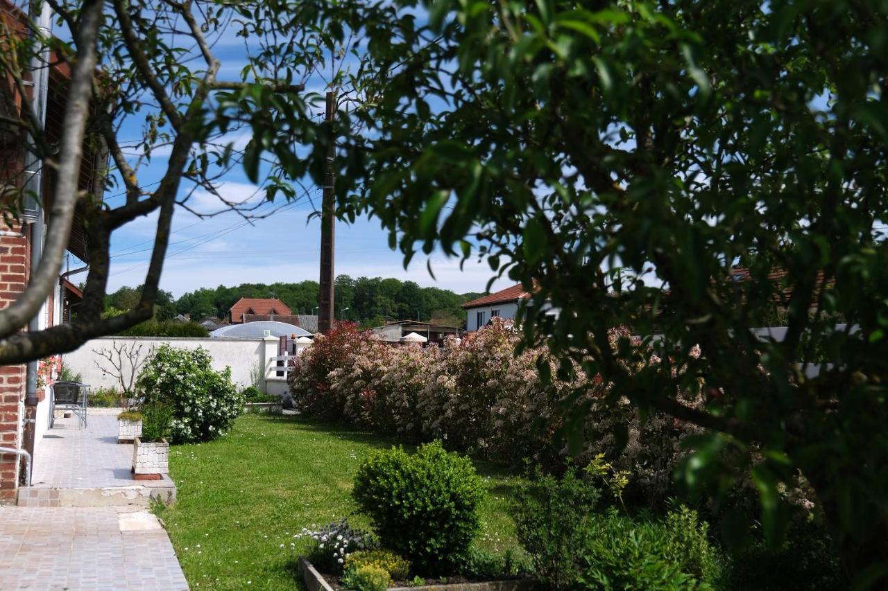 La Maison De Maria Folembray Exteriör bild