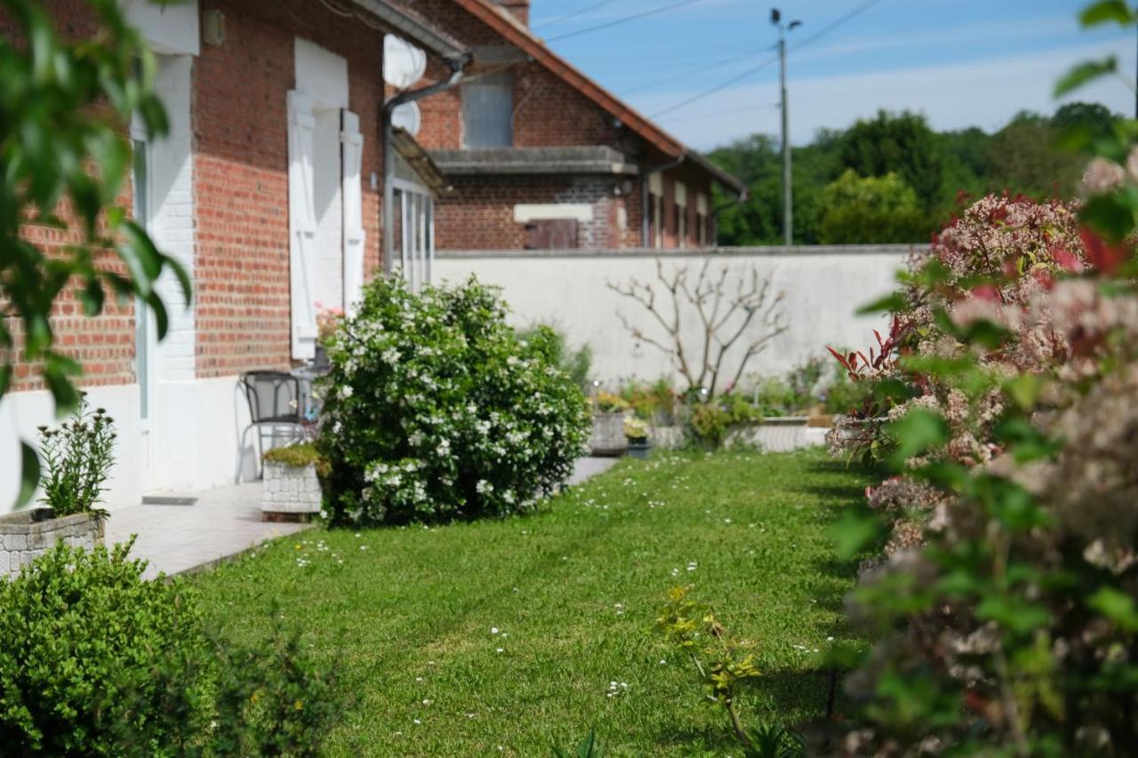 La Maison De Maria Folembray Exteriör bild